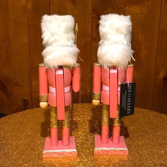 Hobby Lobby Holiday Nwt Set Of 2 Pink 4 Holiday Nutcrackers Poshmark